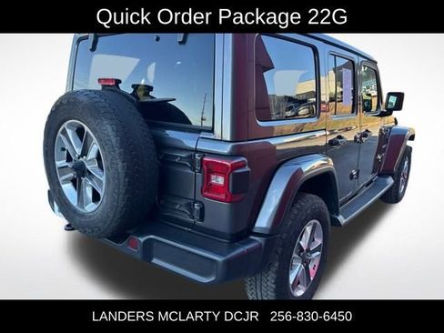 Used 2021 Jeep Wrangler Unlimited Sahara image 7