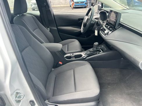 Used 2024 Toyota Corolla LE FWD image 29
