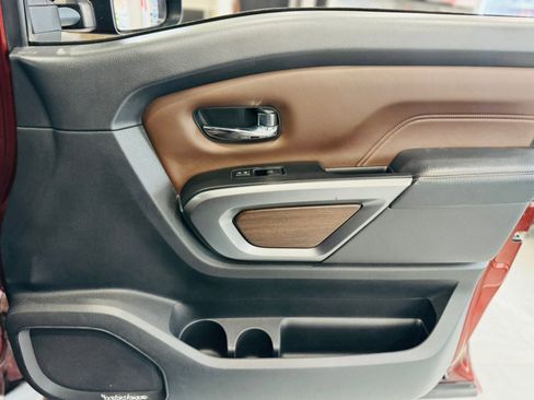 Used 2016 Nissan Titan Platinum Reserve image 18