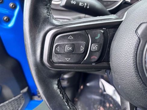 Used 2022 Jeep Wrangler Unlimited Sport image 17