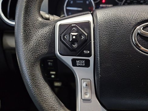 Used 2017 Toyota Tundra SR5 w/ SR5 Upgrade Package image 16