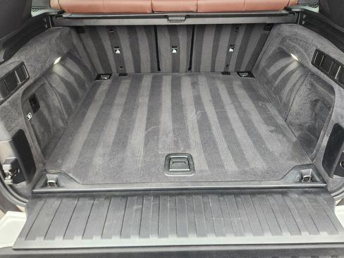 Used 2020 BMW X5 M50i w/ Premium Package image 35