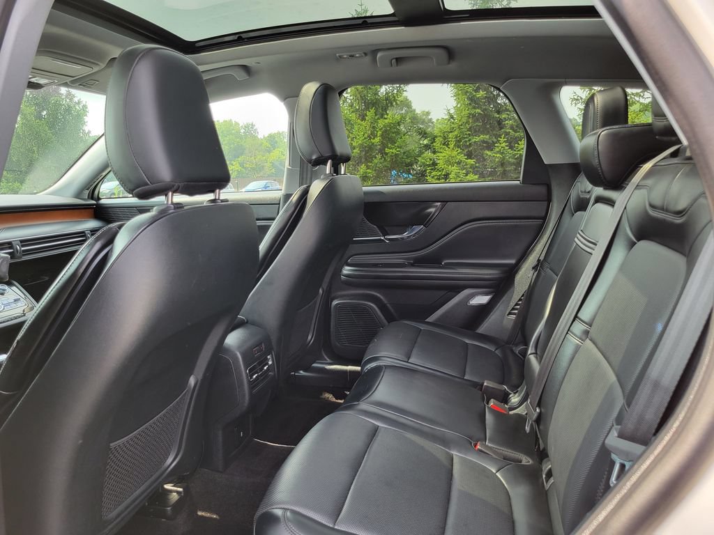 Used 2022 Lincoln Corsair Reserve AWD/4WD image 23