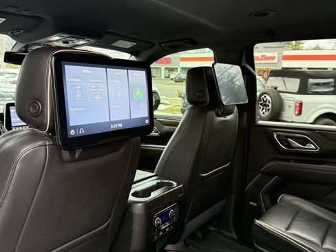 Used 2021 Chevrolet Tahoe Premier image 16