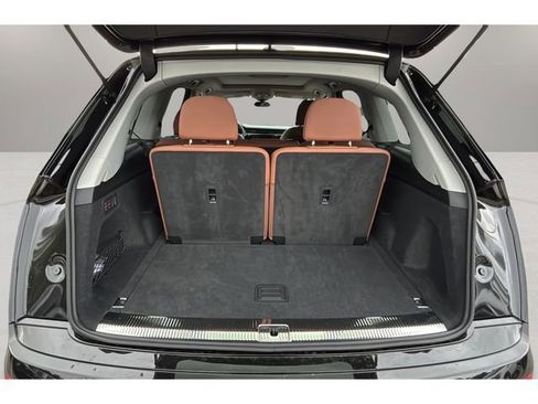 Used 2022 Audi Q7 3.0T Premium Plus image 32