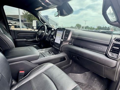 Used 2022 RAM 2500 Limited AWD/4WD image 19