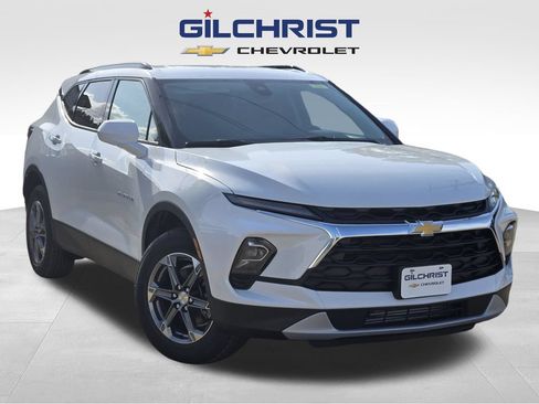New 2026 Chevrolet Blazer LT w/ Convenience Package FWD image 1