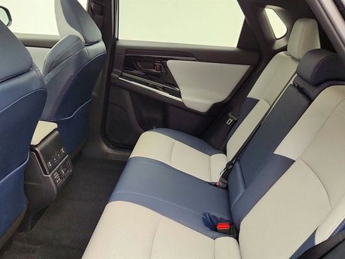 Used 2023 Subaru Solterra AWD image 21