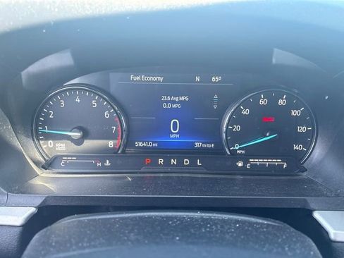 Used 2022 Ford Explorer XLT image 8