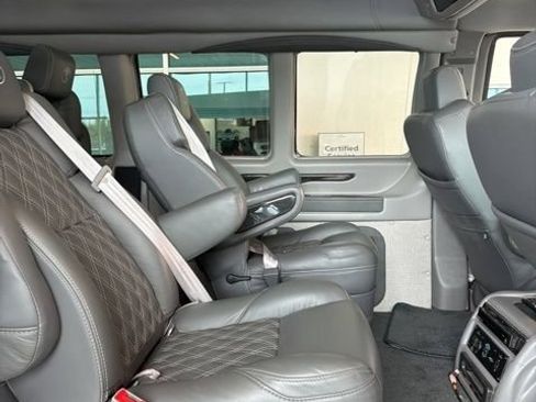 Used 2025 GMC Savana 2500 Extended w/ Driver Convenience Package RWD image 9