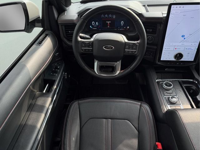 Used 2023 Ford Expedition Limited AWD/4WD image 11