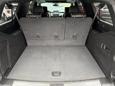 Used 2021 GMC Yukon XL AT4 w/ Rear Media and Nav Package image 16