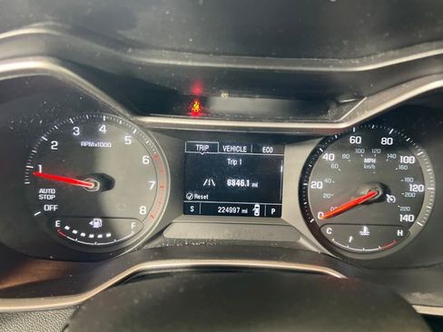 Used 2023 Chevrolet TrailBlazer LS image 16