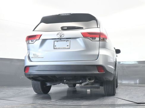 Used 2019 Toyota Highlander LE image 56