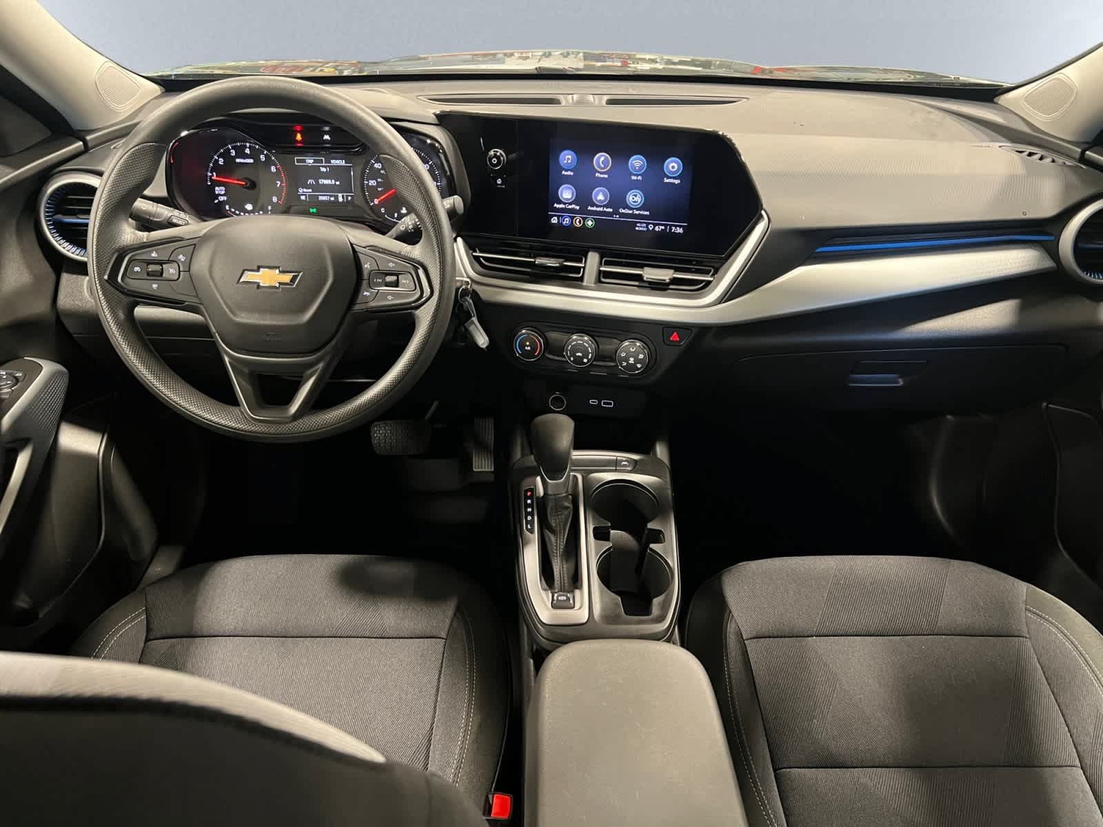Used 2025 Chevrolet Trax LS FWD image 10