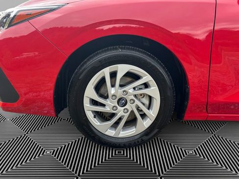 Certified 2025 Subaru Impreza 2.0i image 9