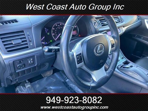Used 2013 Lexus CT 200h image 12