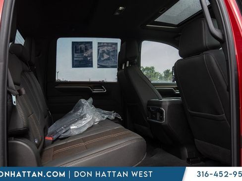 Used 2025 Chevrolet Silverado 2500 High Country w/ High Country Premium Package AWD/4WD image 30