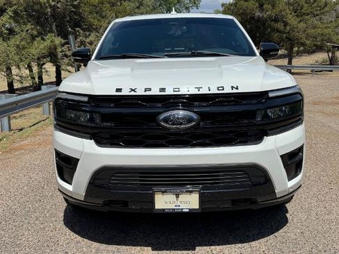 Certified 2022 Ford Expedition Max Limited AWD/4WD image 2
