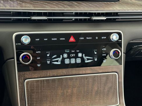 New 2026 Genesis GV80 2.5T Prestige image 22