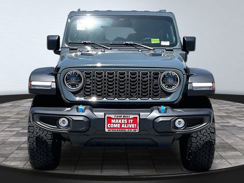 Used 2025 Jeep Wrangler Unlimited Rubicon 4xe w/ Convenience Group AWD/4WD image 25