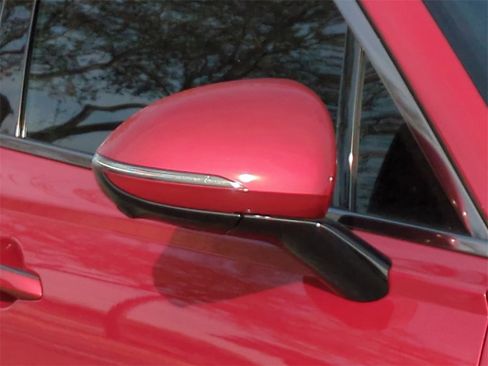 Used 2025 Genesis GV70 3.5T Sport w/ Sport Advanced Package image 10