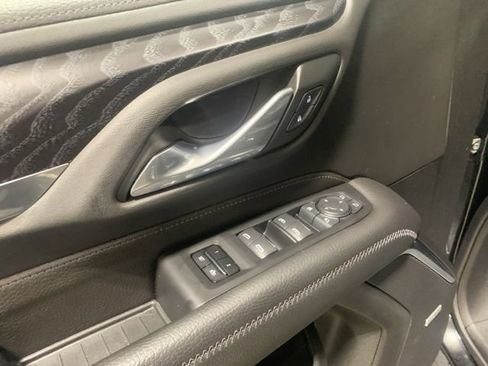 Used 2024 GMC Yukon Denali AWD/4WD image 26
