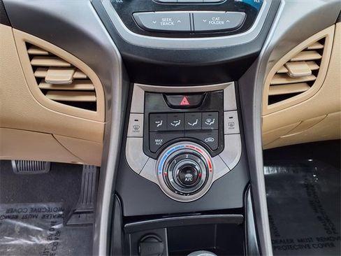 Used 2013 Hyundai Elantra GLS image 16