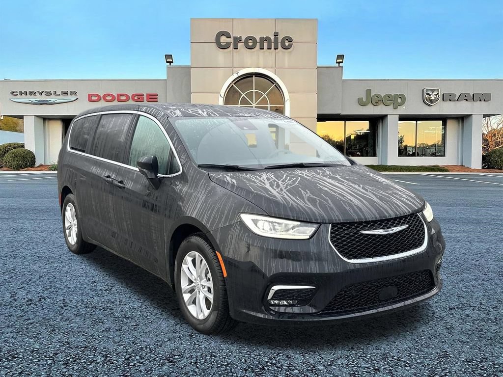 New 2026 Chrysler Pacifica Select FWD image 1