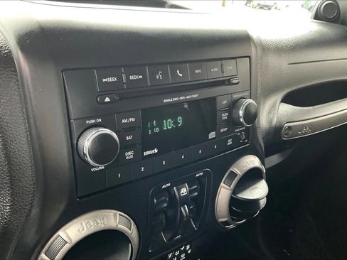 Used 2014 Jeep Wrangler Unlimited Sport w/ Quick Order Package 24S image 14