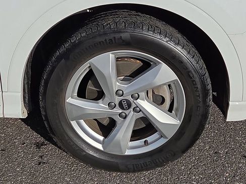 Used 2021 Audi Q3 2.0T Premium w/ Convenience Package image 8