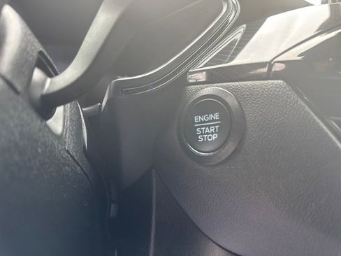 Used 2025 Ford Escape ST-Line AWD/4WD image 26