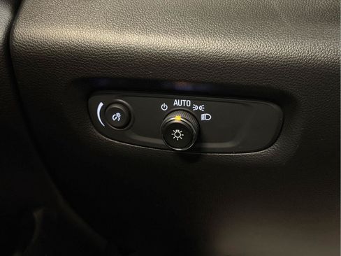 Used 2023 Chevrolet Traverse RS w/ LPO, Floor Liner Package AWD/4WD image 43