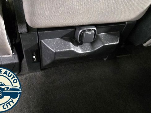 Used 2018 Ford F150 XLT AWD/4WD image 29