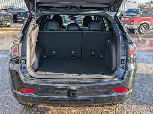 New 2025 Jeep Compass Limited w/ High Altitude Package image 8