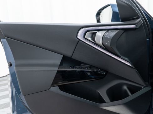 New 2026 BMW X3 xDrive30 w/ Convenience Package image 11