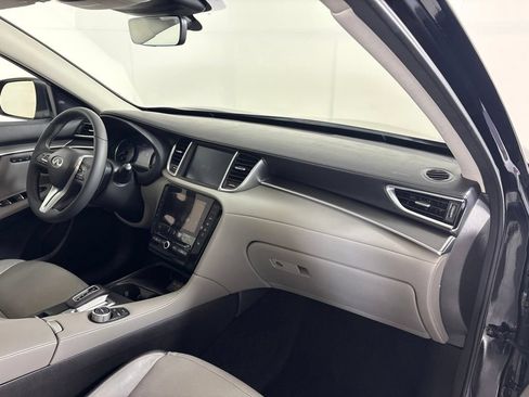 Used 2023 INFINITI QX50 Luxe FWD image 13