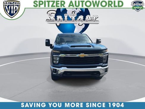 Used 2025 Chevrolet Silverado 2500 LT w/ Convenience Package image 3