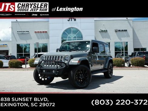 Used 2021 Jeep Wrangler Unlimited Sahara AWD/4WD image 1