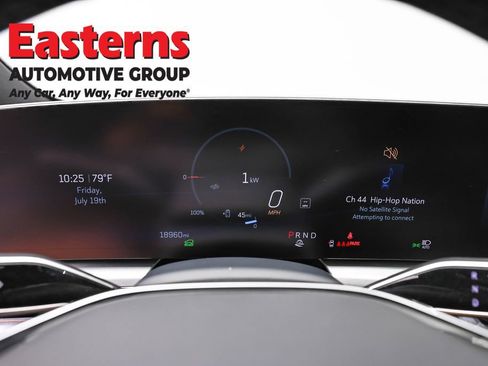 Used 2025 Cadillac Lyriq Luxury AWD/4WD image 19
