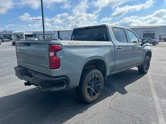 Used 2024 Chevrolet Silverado 1500 Custom Trail Boss AWD/4WD image 4
