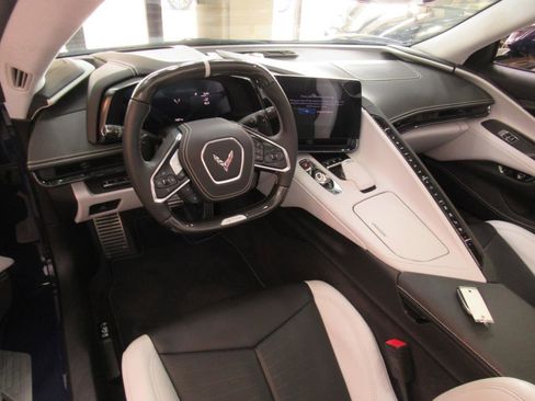 Used 2025 Chevrolet Corvette Z06 image 16