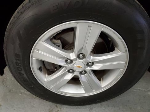Used 2019 Chevrolet Trax LT w/ LT Convenience Package AWD/4WD image 27