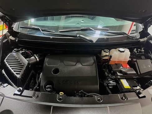 Used 2023 Chevrolet Traverse Premier w/ LPO, Floor Liner Package image 33