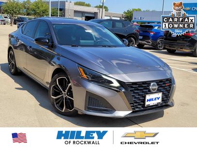 Used 2023 Nissan Altima 2.5 SR w/ SR Premium Package