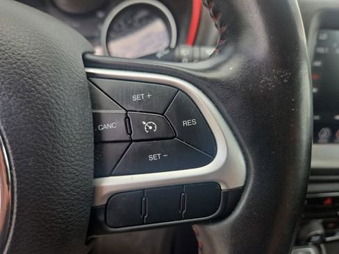 Used 2019 Jeep Compass Trailhawk AWD/4WD image 21