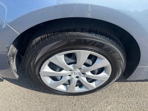 Used 2026 Toyota Corolla LE FWD image 14
