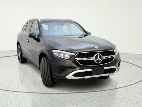 Certified 2023 Mercedes-Benz GLC 300 4MATIC w/ Driver Assistance Package image 4