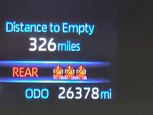 Used 2024 Toyota Corolla LE image 2