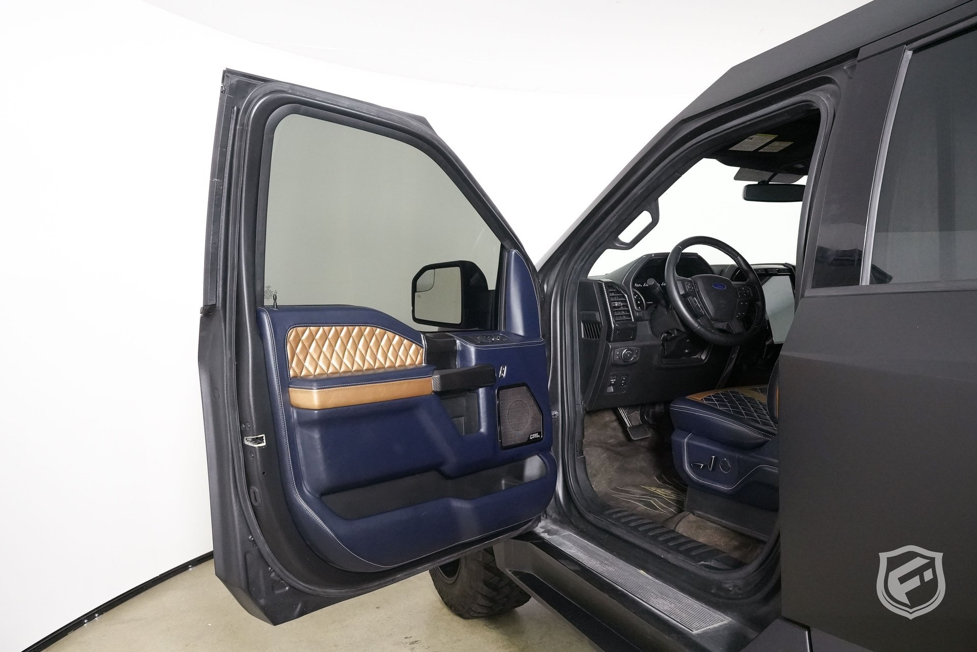 Used 2018 Ford F150 XLT w/ Equipment Group 302A Luxury AWD/4WD image 12